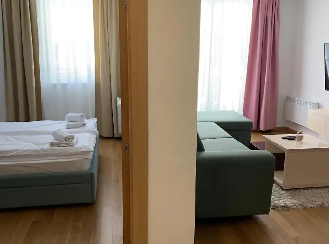 公寓 Pilatus - Jahorinska 亚霍里纳